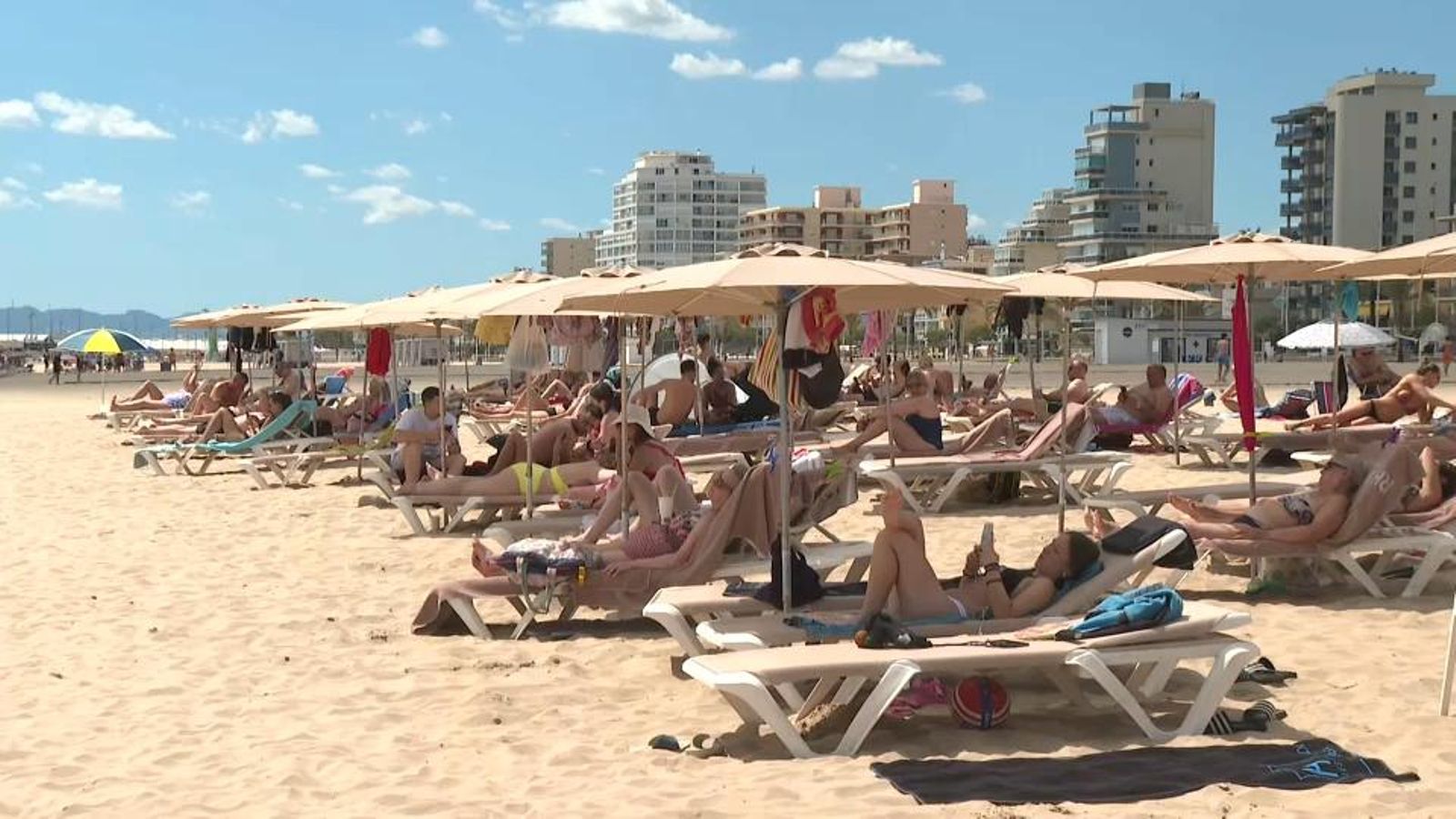 Primer gran cap de setmana de l'estiu amb una ocupació de més del 80% en tota la costa valenciana