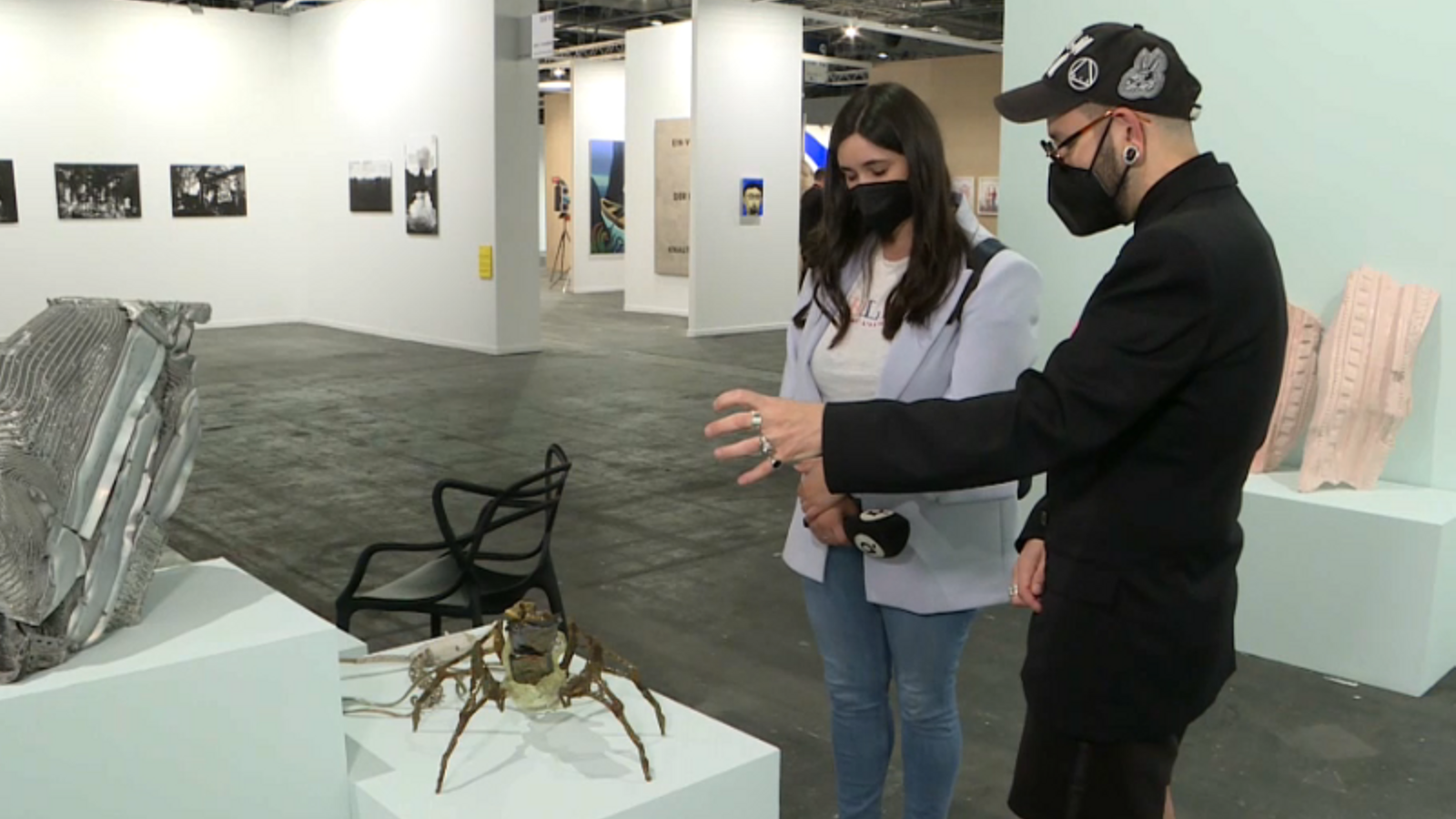 Imatge de l'estand de la Galeria House of Chappaz de València a ARCO, amb Ismael Chappazz
