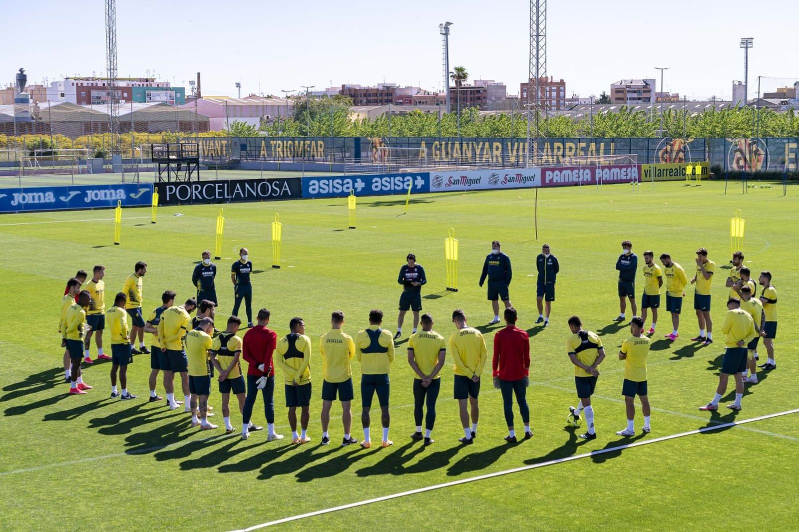 ok  ISABEL DP FALS DIRECTE VILA-REAL.jpg