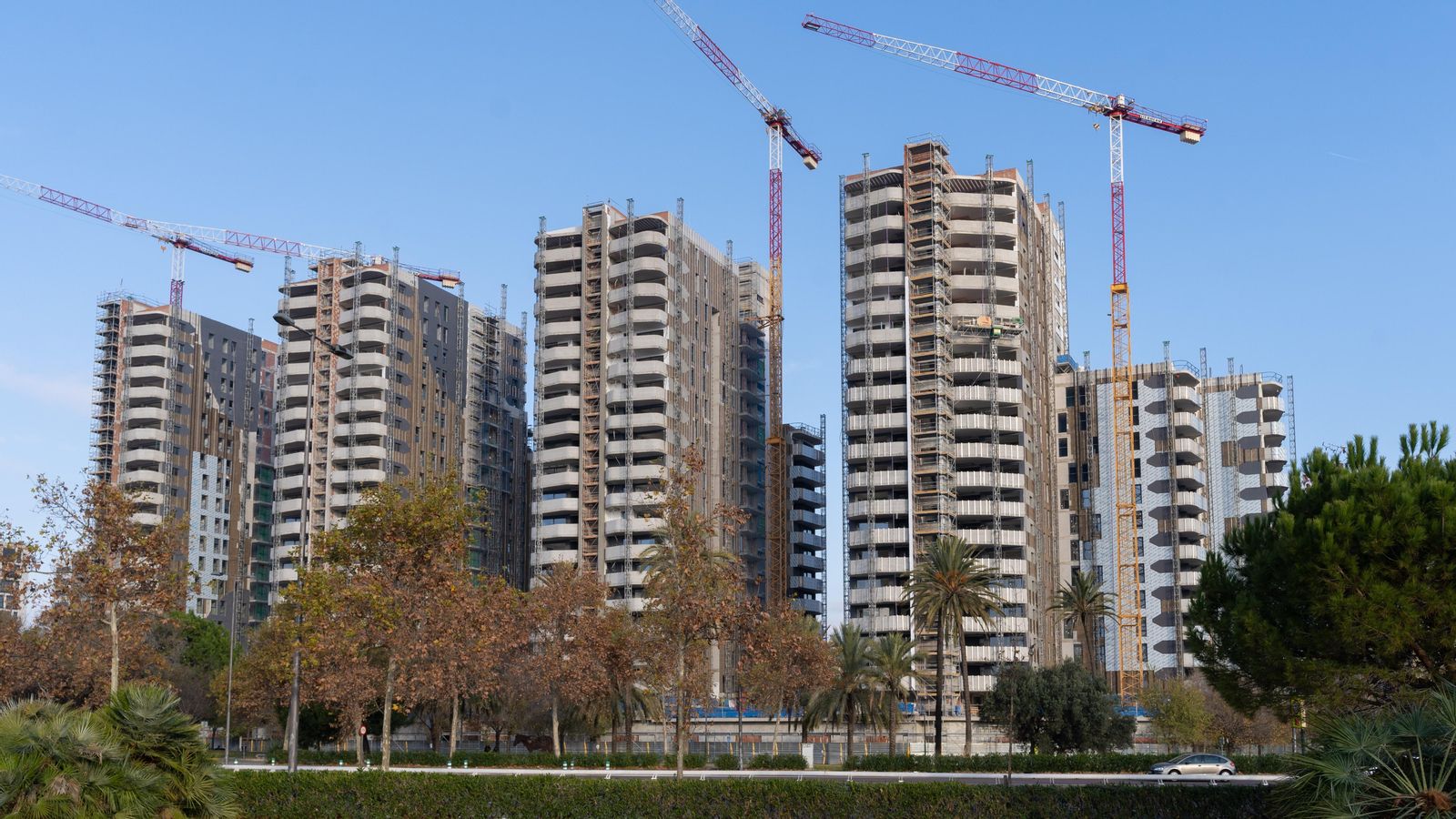 Pisos en construcció a València (arxiu)