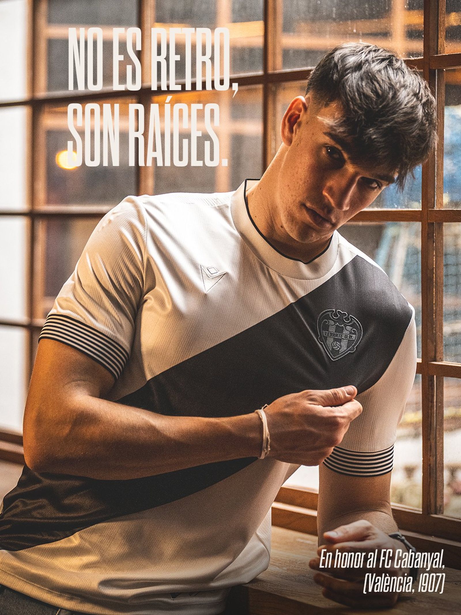 Camiseta retro del Llevant