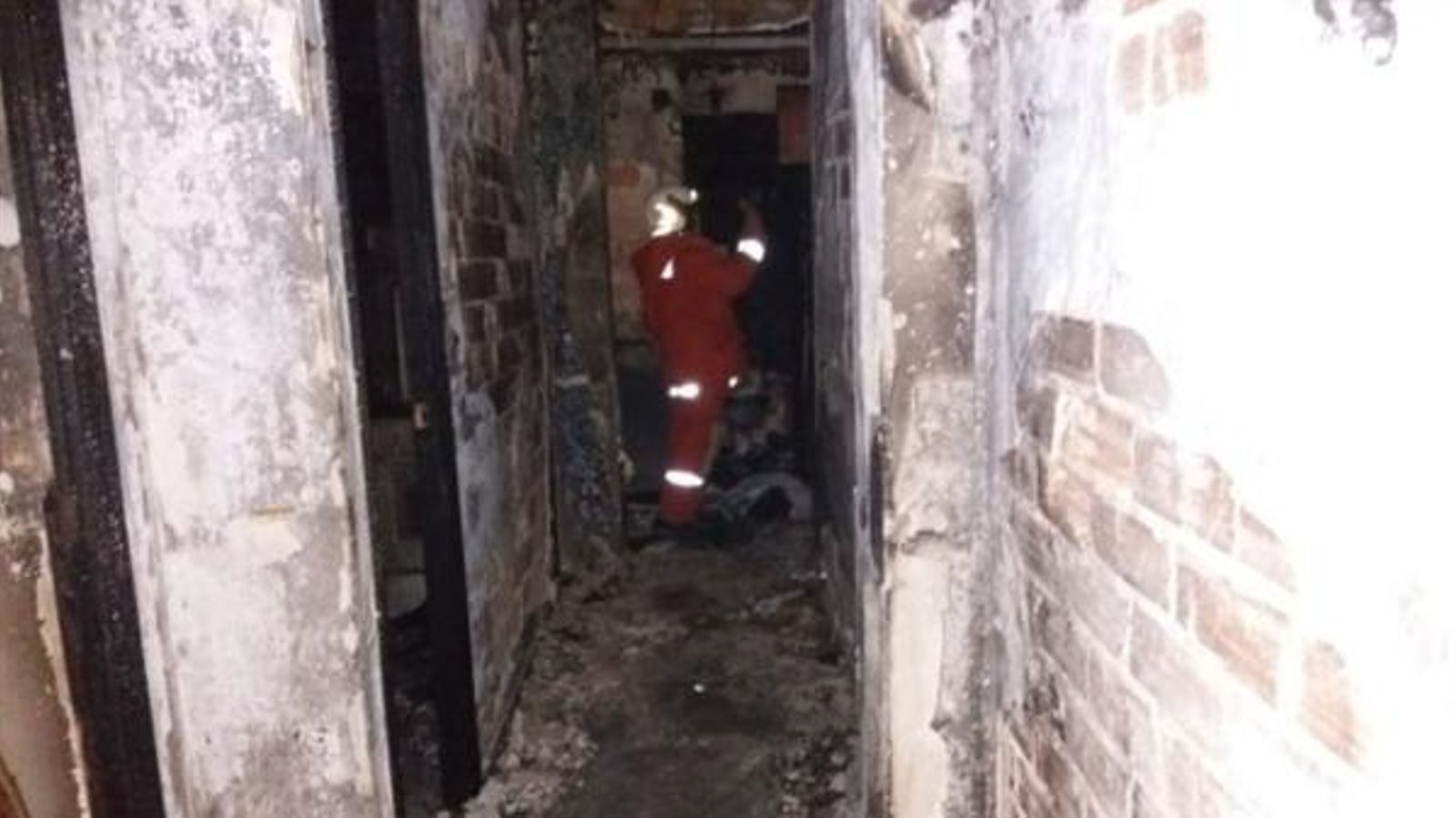 Tres persones mortes en un incendi a Utiel