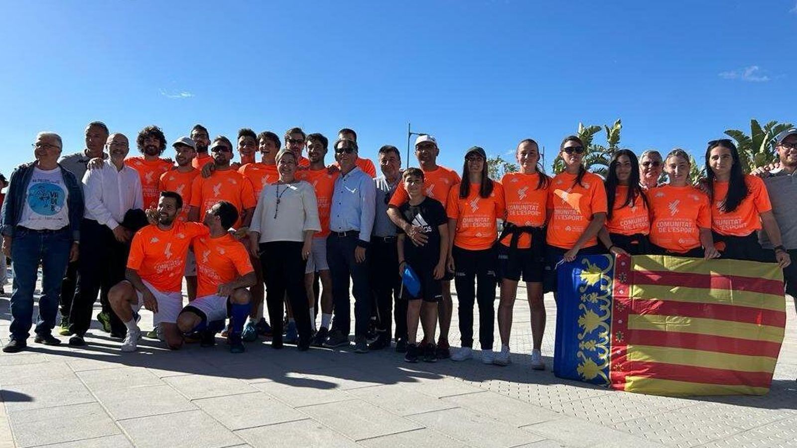 La selecció valenciana celebra el triomf