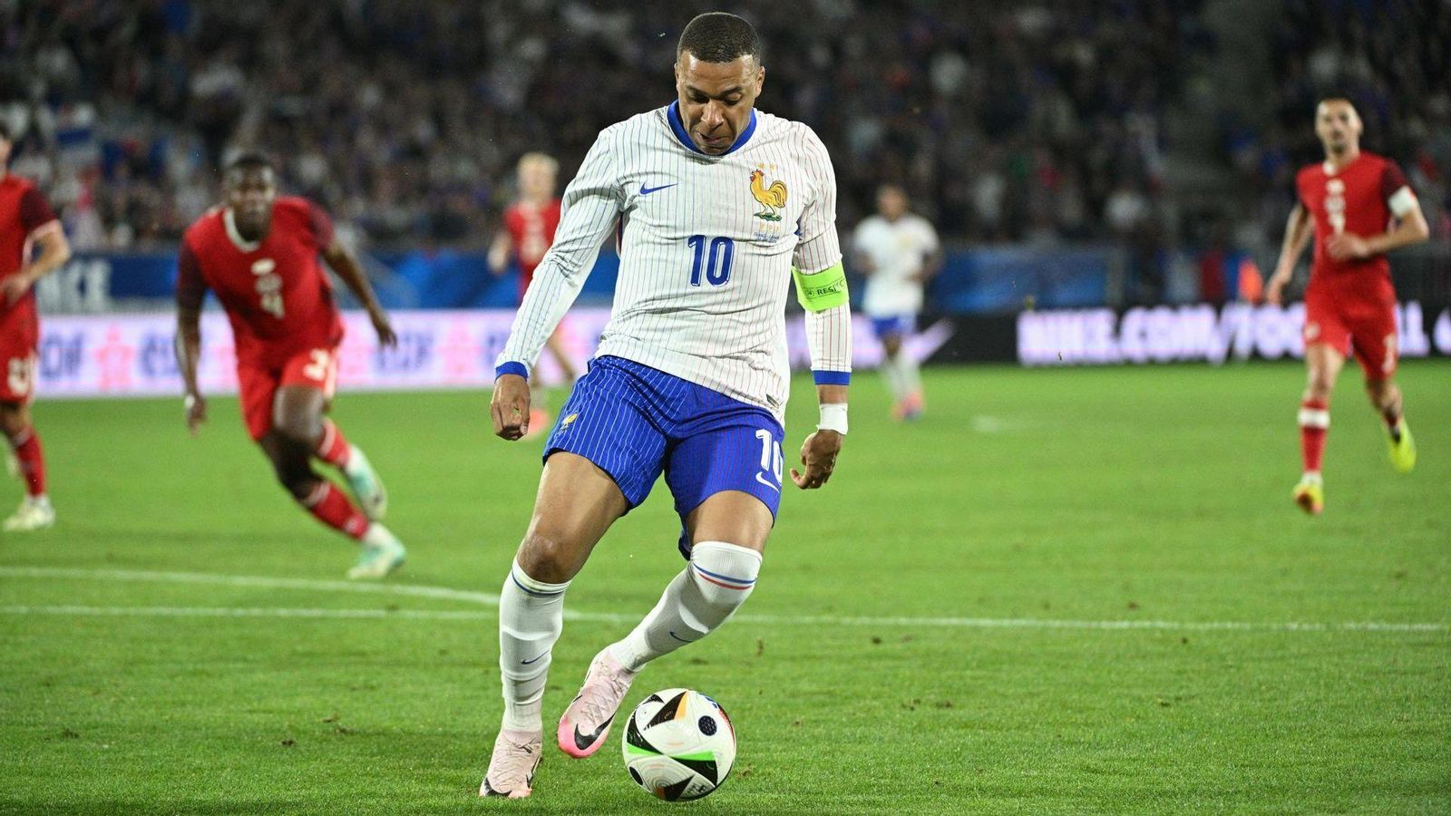 Mbappé, durant el partit amistós contra el Canadà