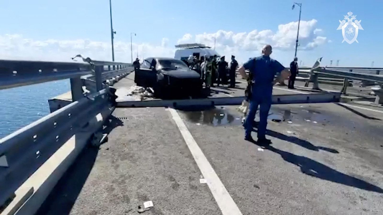 El vehicle danyat en l'atac de dilluns al pont de Kertx, en què va morir un matrimoni rus i va resultar ferida la filla