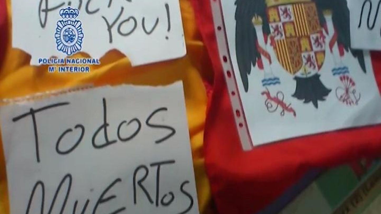 Una imatge del vídeo policial de la detenció d'un home a Alacant per delictes d'odi a internet