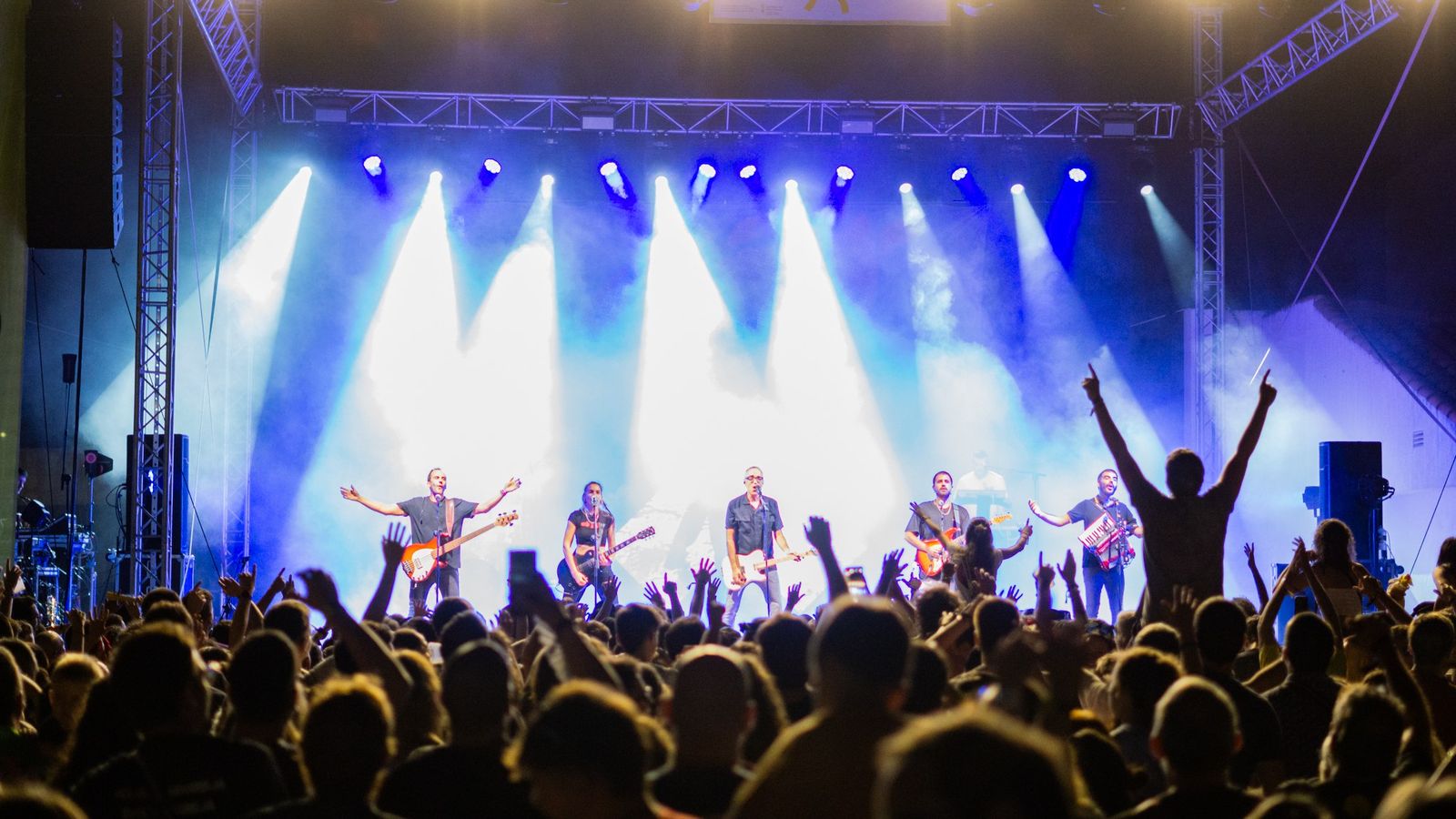 Concert de Xavi Sarrià durant la segona jornada del Feslloc