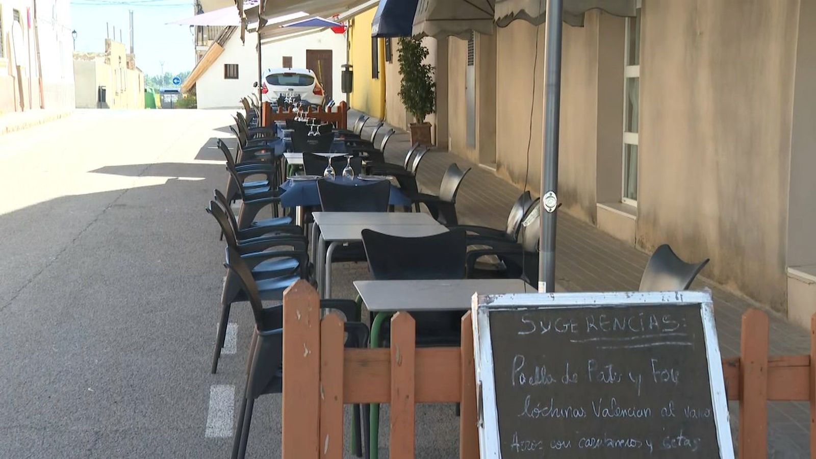 Terrasses buides a la localitat d'El Palmar