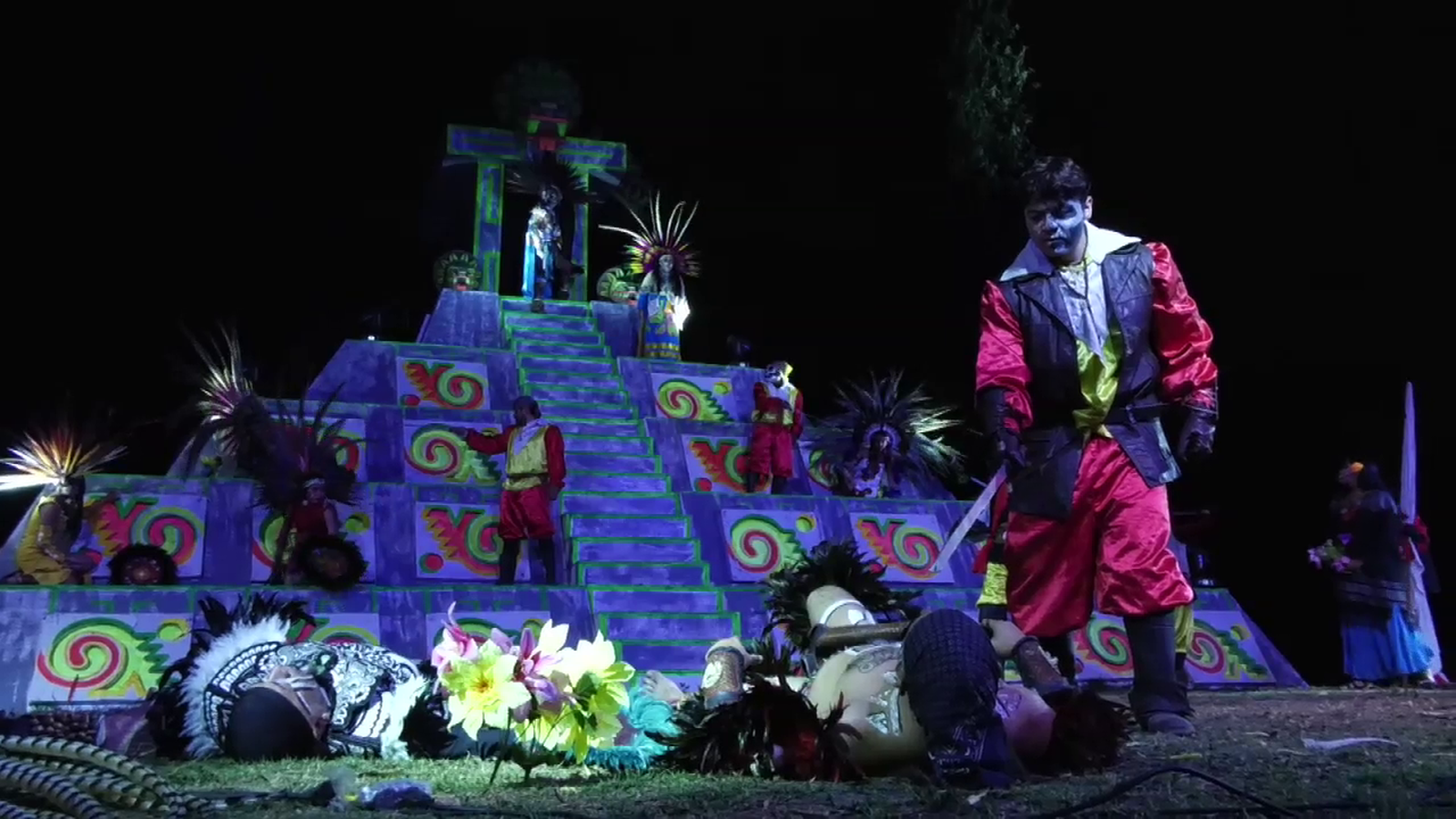 ‘La Llorona’ un espectacle que narra el primer contacte entre els indígenes i els espanyols a Mèxic