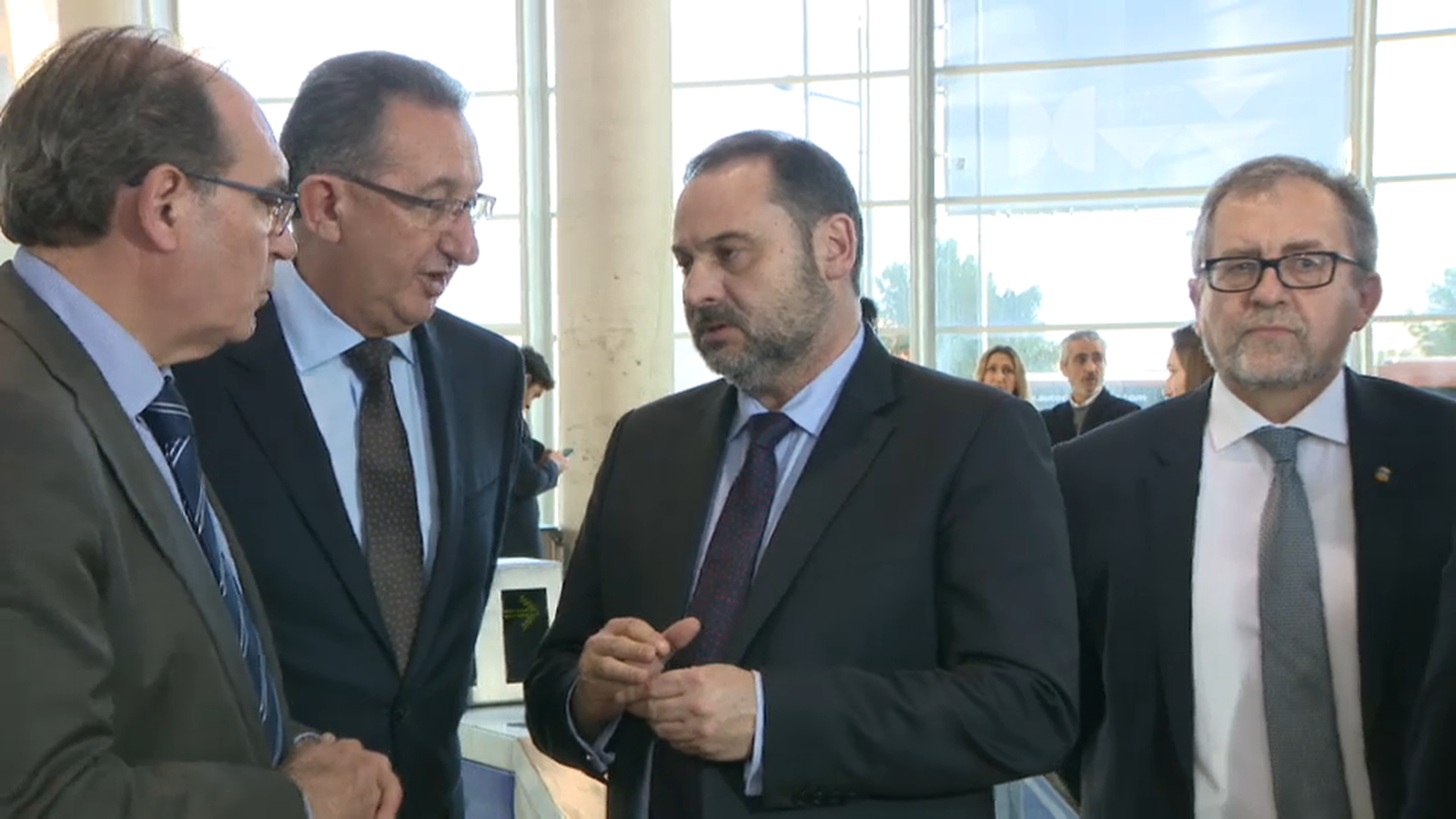 Ábalos anuncia la creació de la figura del coordinador de rodalies