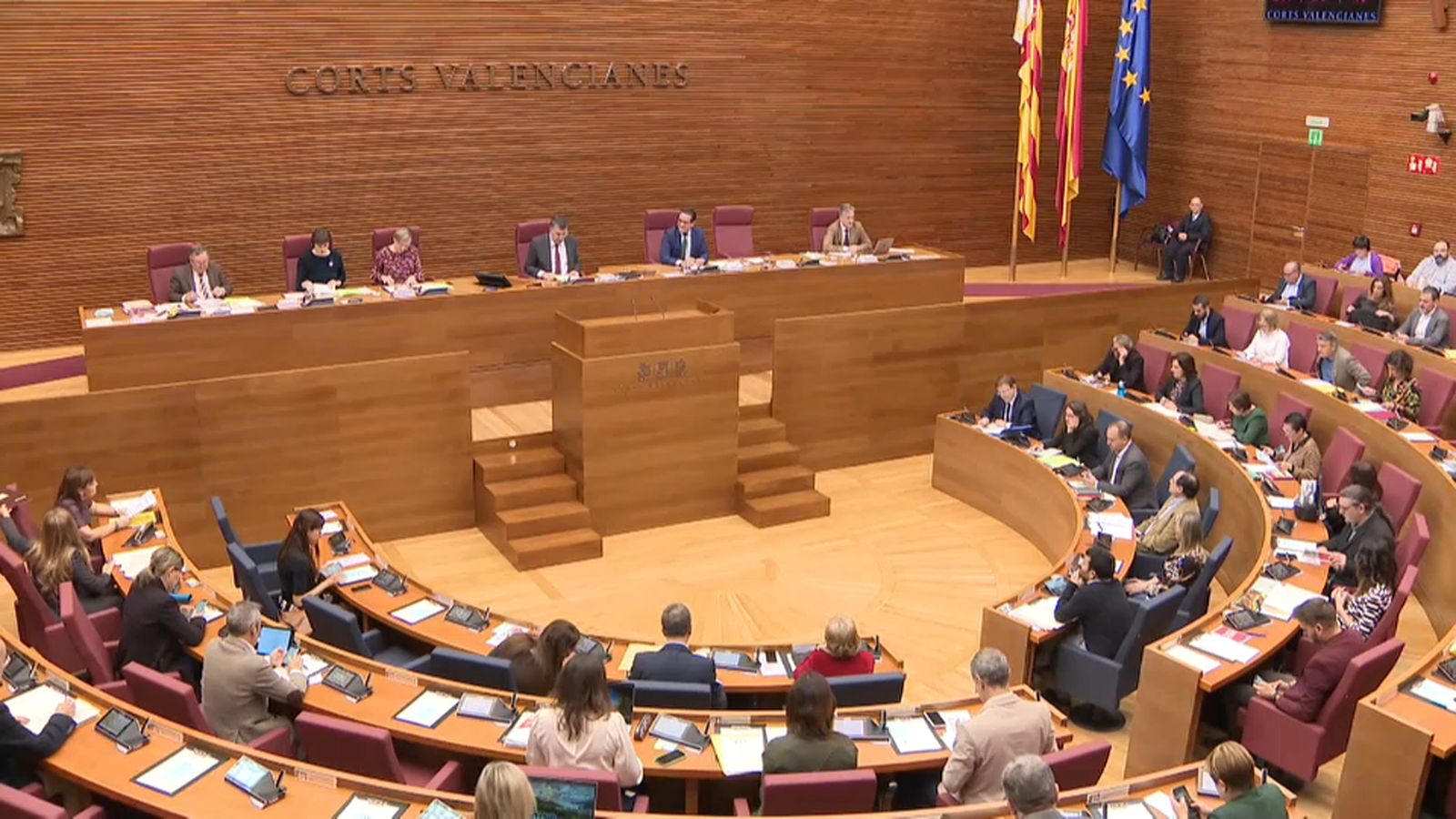 Unides Podem obri a les Corts el debat sobre l\'ús del llenguatge sexista