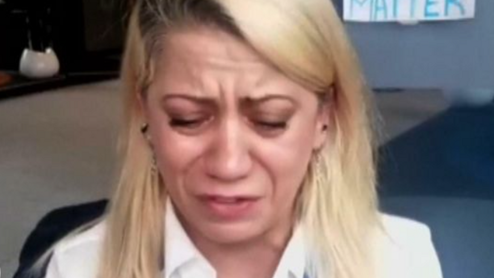 La periodista afganesa Lailuma Sadid suplica a l'OTAN que no reconega el govern talibà com a legítim
