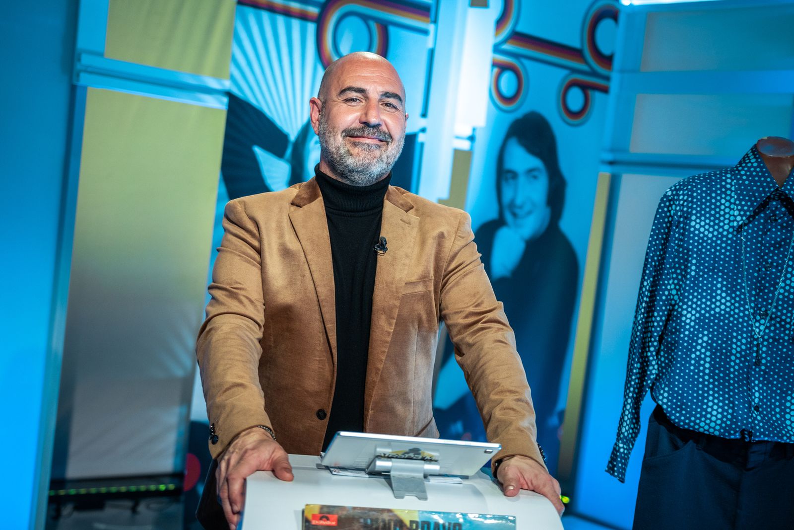 Atrapa'm si pots especial dedicat a Nino Bravo