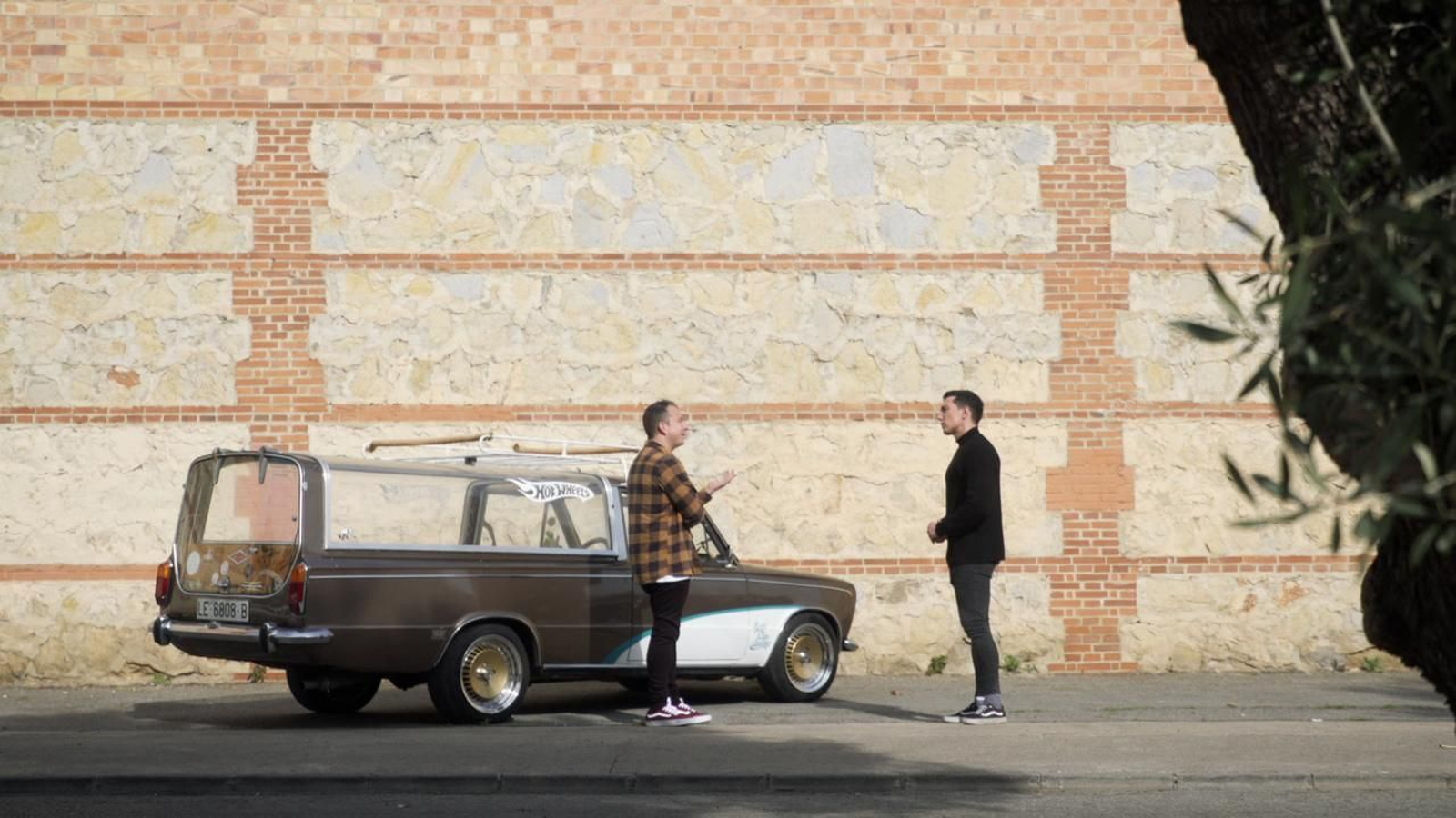 El programa explora les noves maneres de recordar els éssers estimats i les exèquies més personalitzades