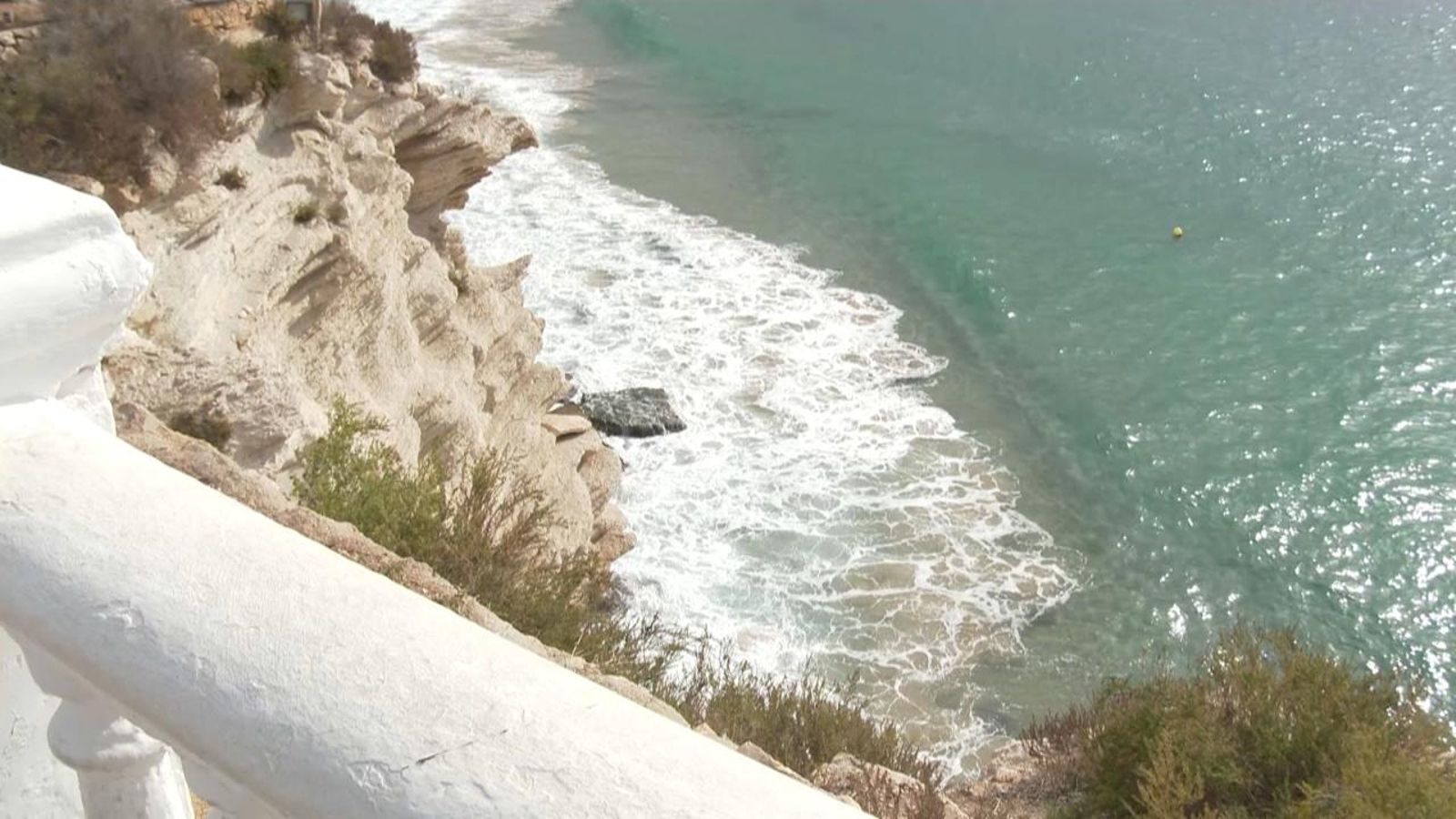 Així va ser el rescat de la xica que va caure del mirador de Benidorm per fer-se un selfie
