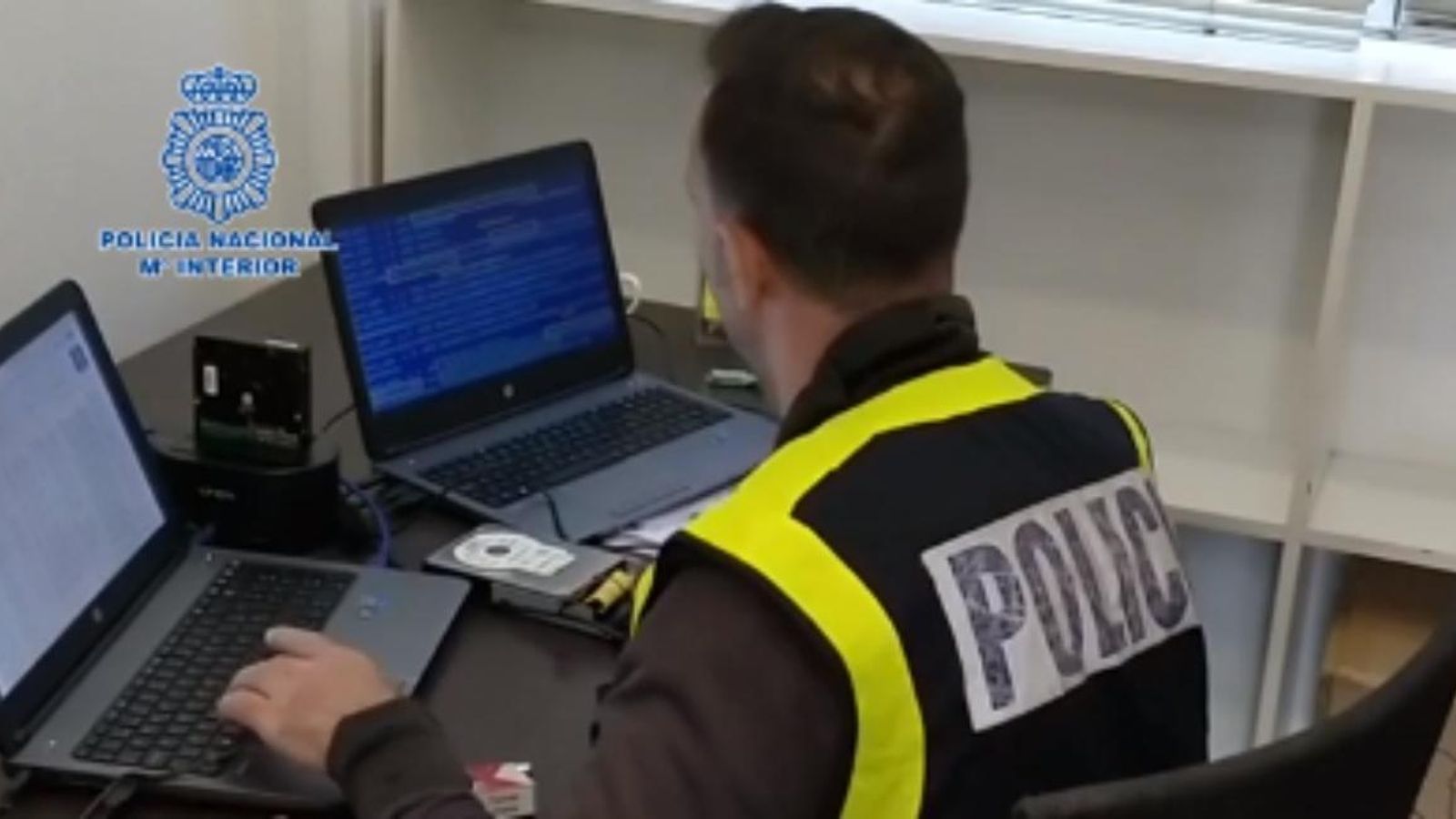 La Policia Nacional i el servei secret dels Estats Units han desarticulat un grup que usava targetes hackejades