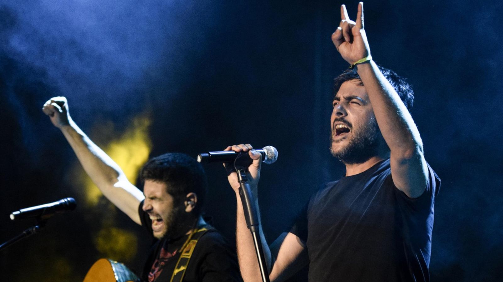 Estopa torna. Els germans de Cornellà de Llobregat publiquen el 31 de maig “Fuego”, la primera cançó del seu desé àlbum | EP