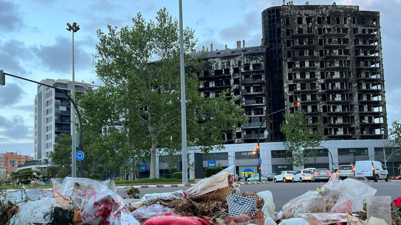 L'edifici cremat de Campanar, en una imatge d'arxiu