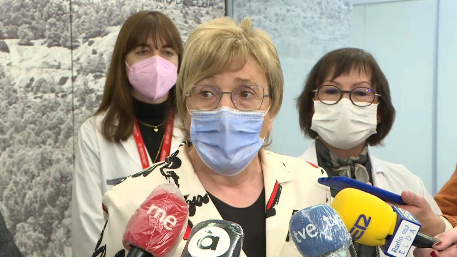 La consellera de Sanitat, Ana Barceló, aquest dijous durant una visita a l'Hospital d'Elda