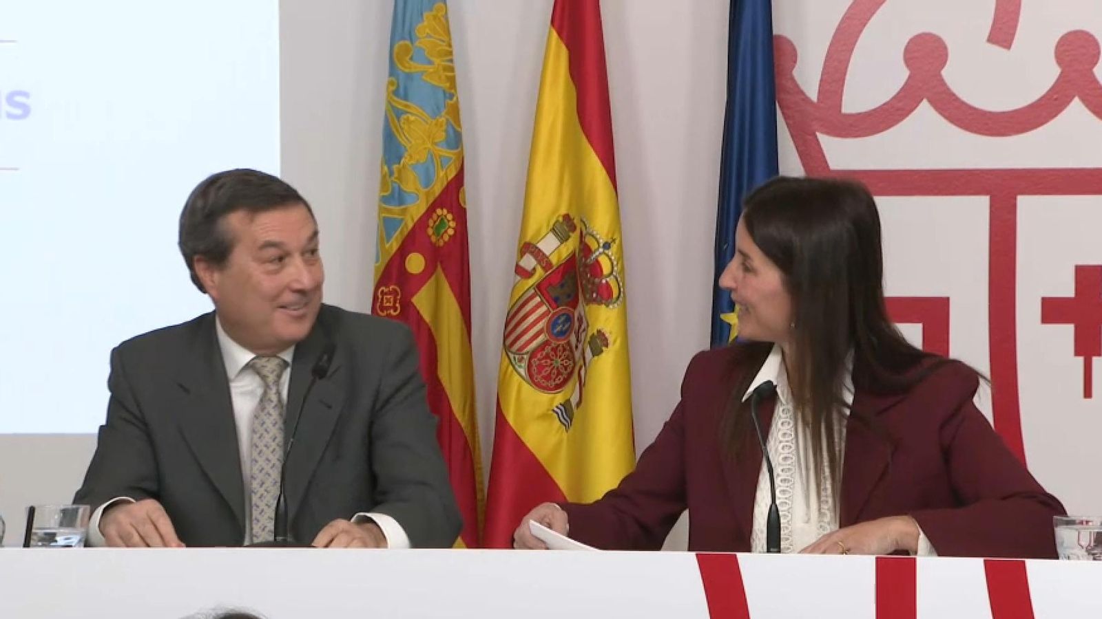 El conseller de Sanitat, Marciano Gómez, i la portaveu i consellera d'Hisenda, Ruth Merino, aquest dimarts