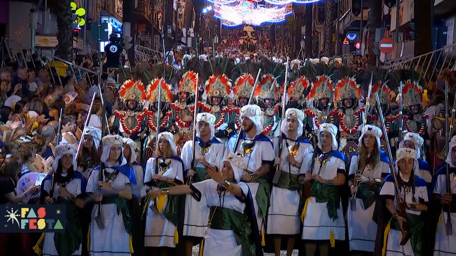 L’espectacularitat de l’entrada mora i cristiana d’Ontinyent.