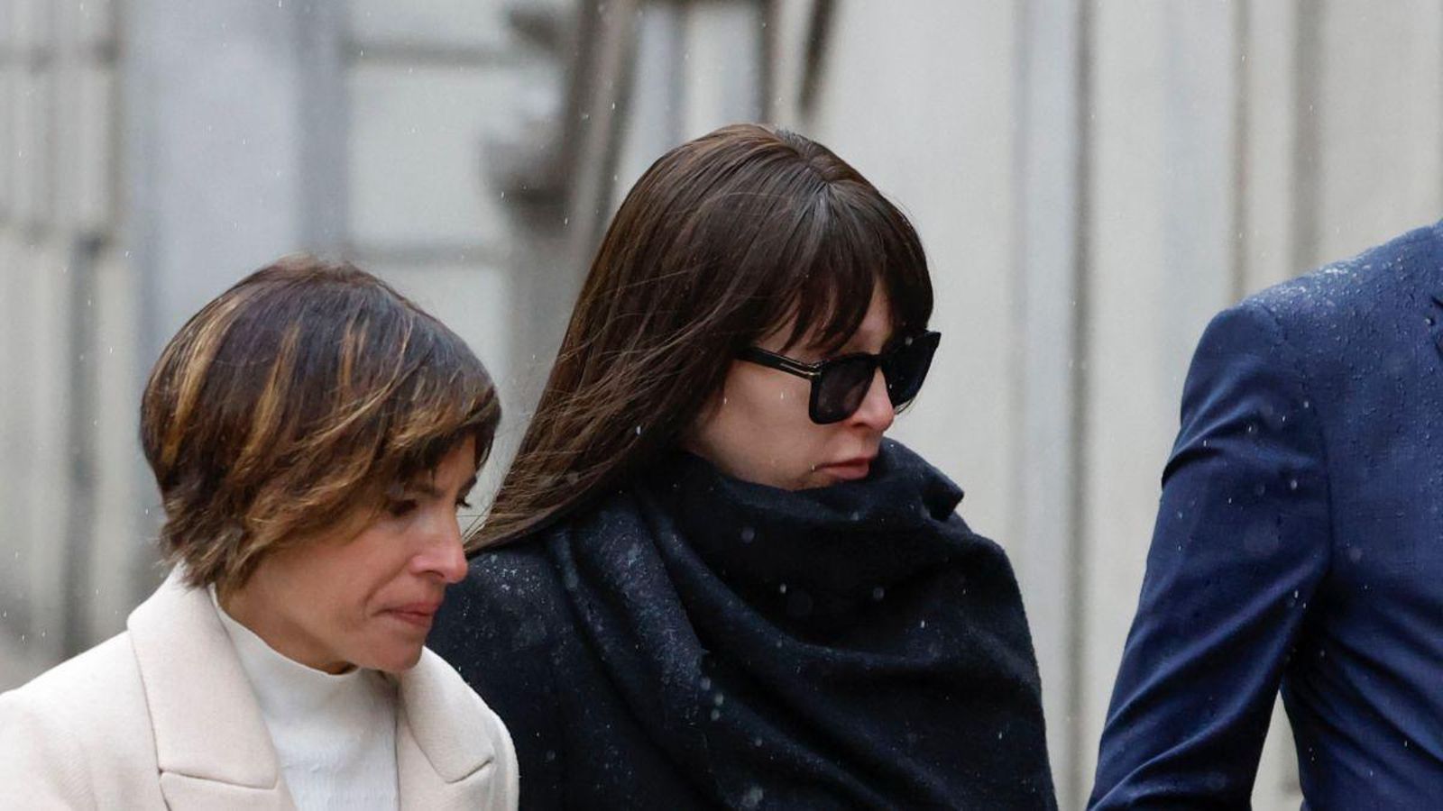 Jésica Rodríguez, en el centre, arriba al Suprem el passat 27 de febrer