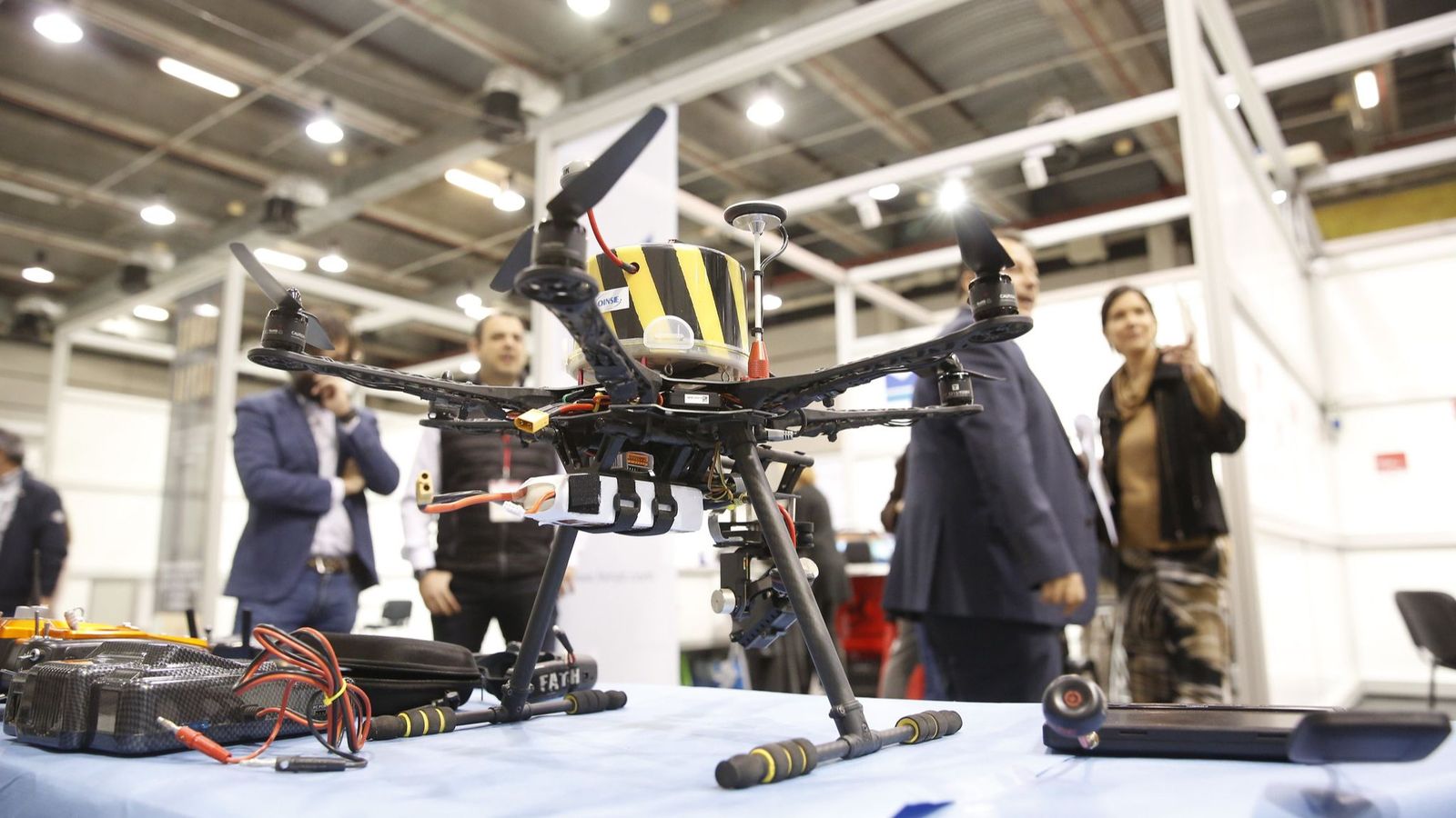 Imatge d'un dron que contribueix a la millora de la seguretat laboral