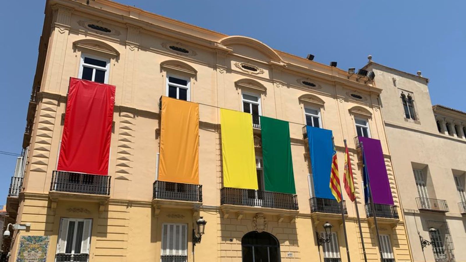 Façana de la Diputació de València