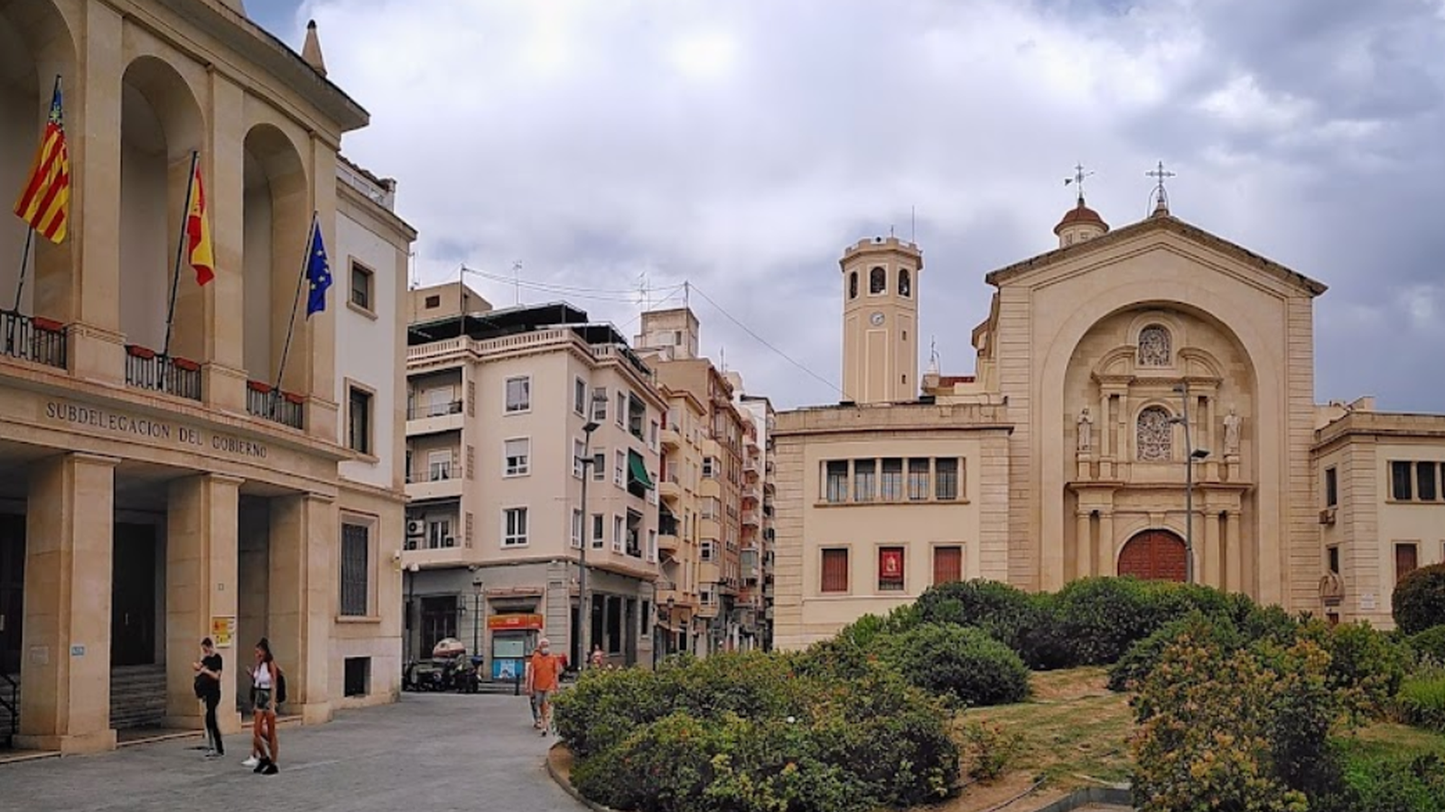 El comerç al qual han robat està molt prop de la subdelegació de govern d'Alacant