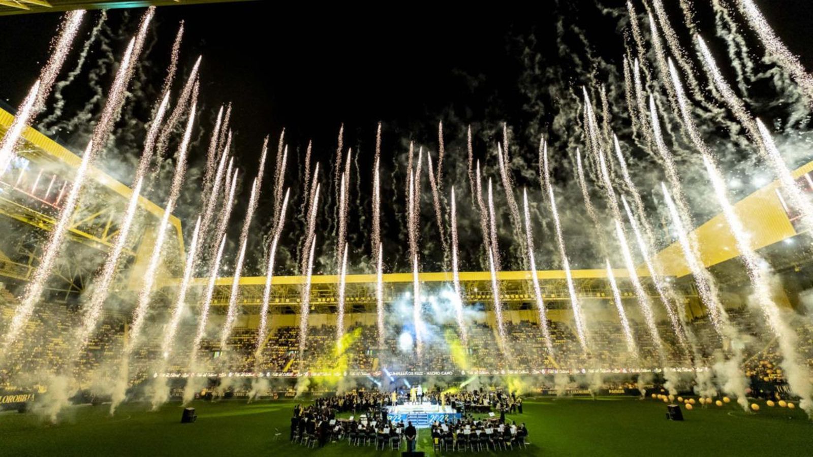 Vila-real vibra amb el centenari groguet