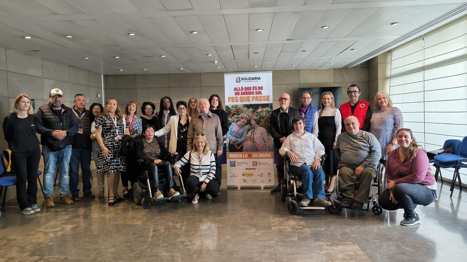 Presentació de la campanya per a marcar l'X solidària en la declaració de la renda a València