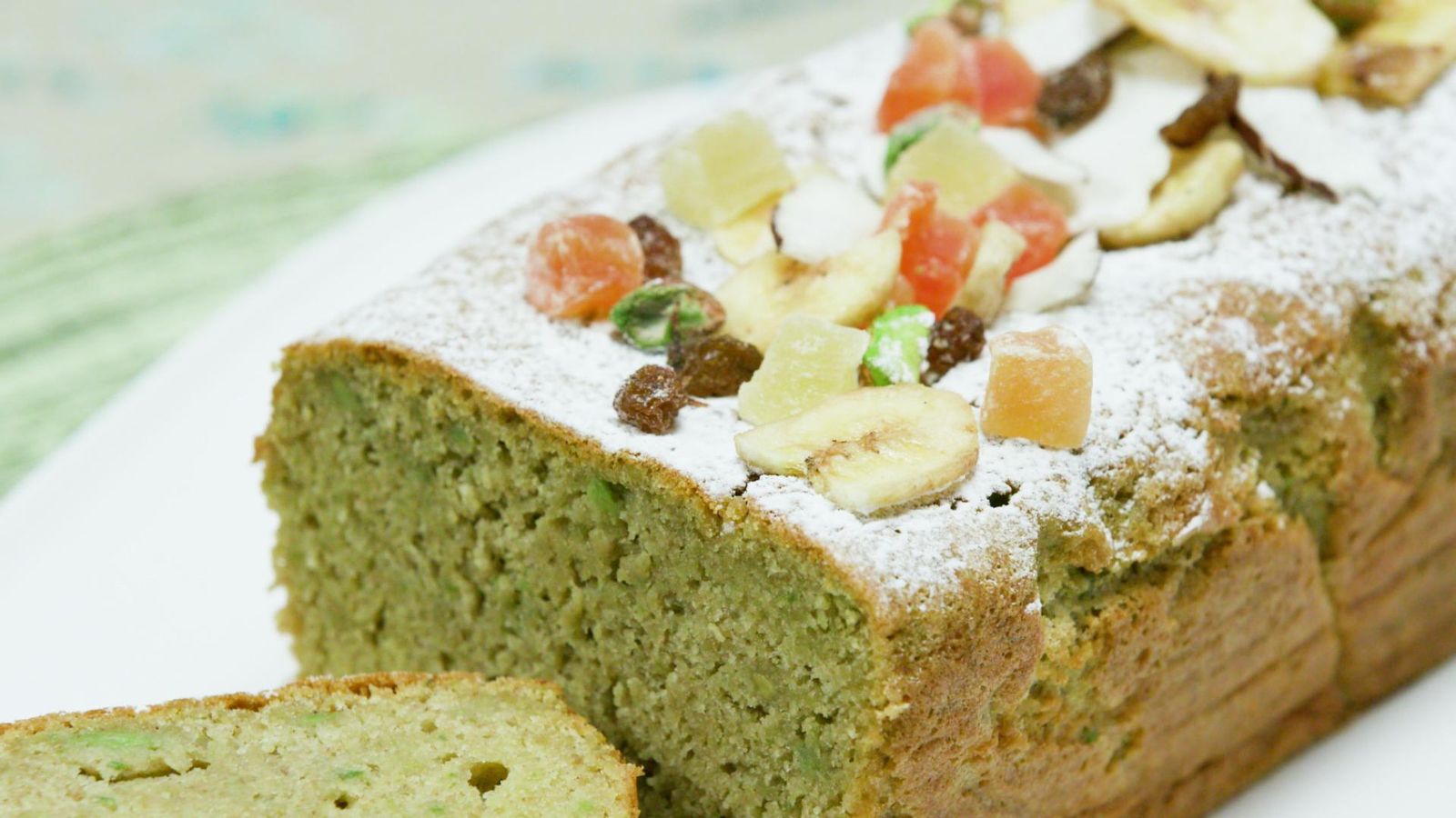 Plum-cake d'alvocat amb malta