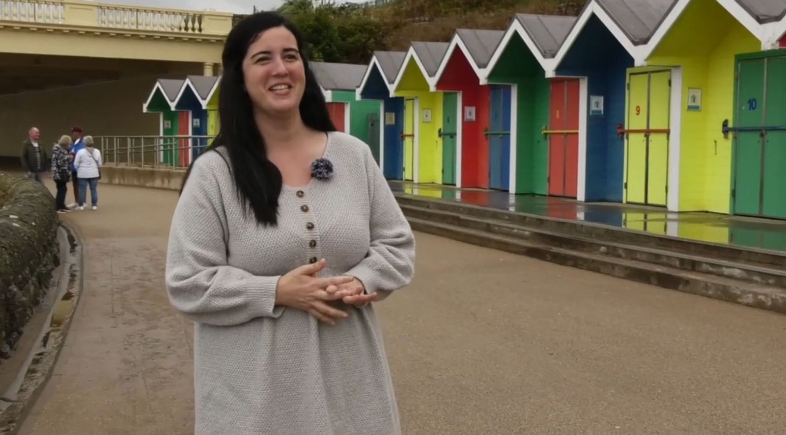 Bea Abad, d'Asp, ens guiarà per Barry Island, una illa coneguda durant el segle XVIII per ser refugi per a contrabandistes i pirates