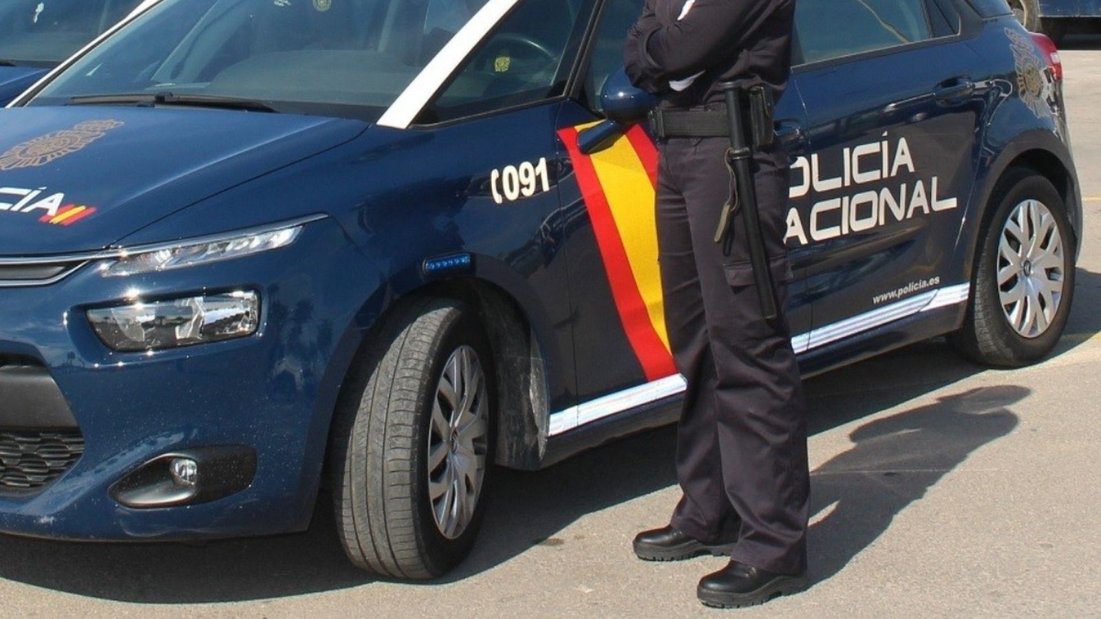 Detenen un home per apunyalar en el braç la seua exparella a València