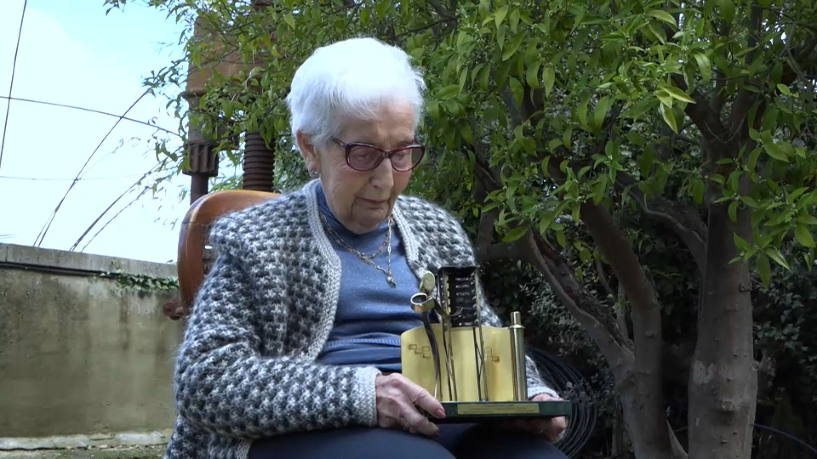 Concha, emocionada amb el reconeixement que li han fet