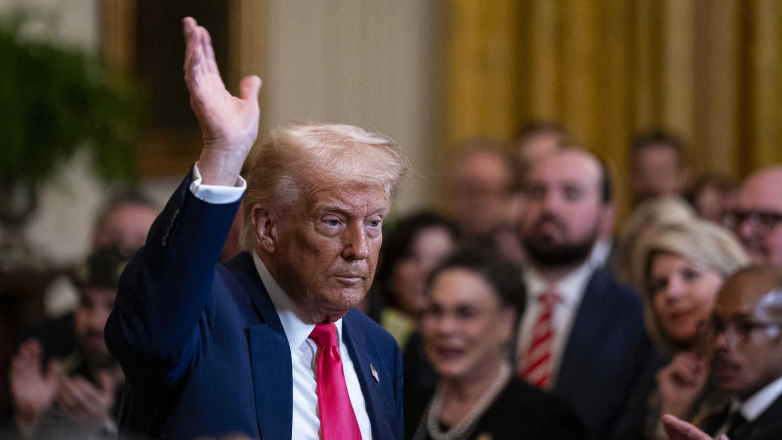 El president dels Estats Units, Donald Trump, durant uan cerimònia de signatura d'una ordre executiva