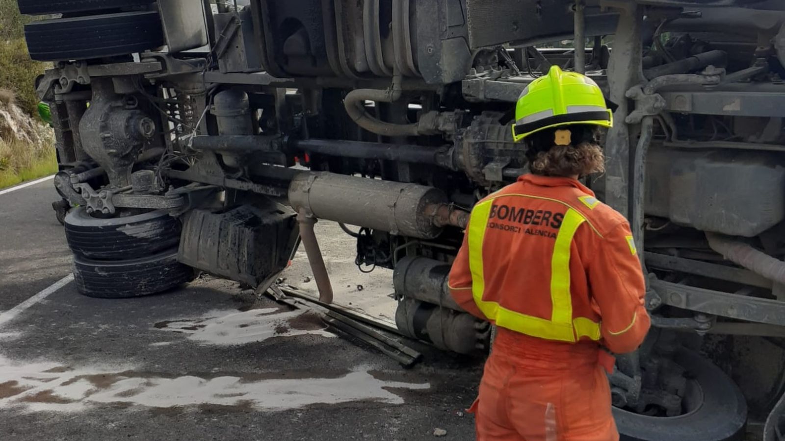 Accident de camió prop de Petrer