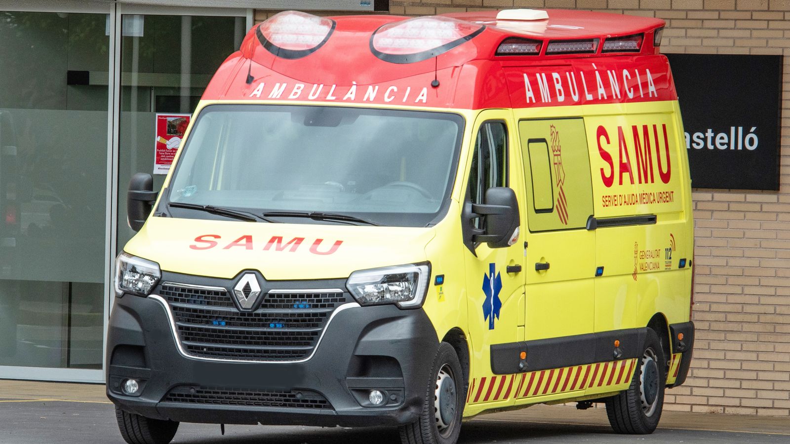 Imatge d'arxiu d'una ambulància SAMU de la Generalitat