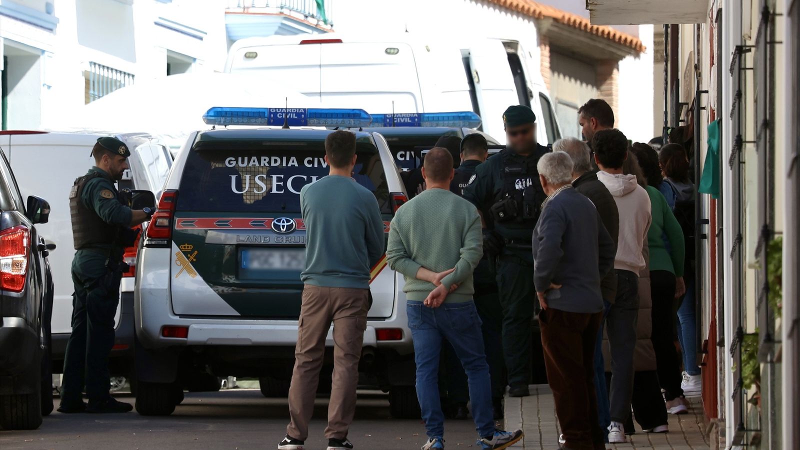 Dispositiu de la Guàrdia Civil a Hornachos, després de trobar restes òssies pertanyents a Francisca Cadenas