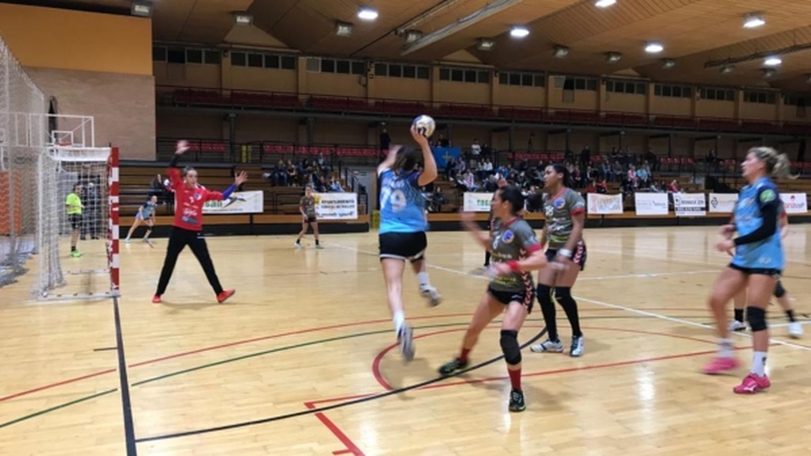 El Canyamelar torna a perdre al pavelló municipal del Cabanyal