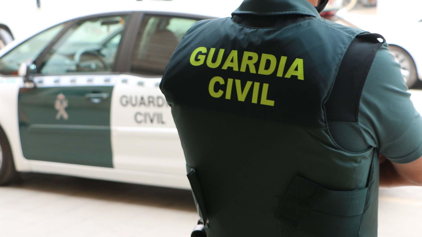 Imatge d'arxiu d'un agent de la Guàrdia Civil