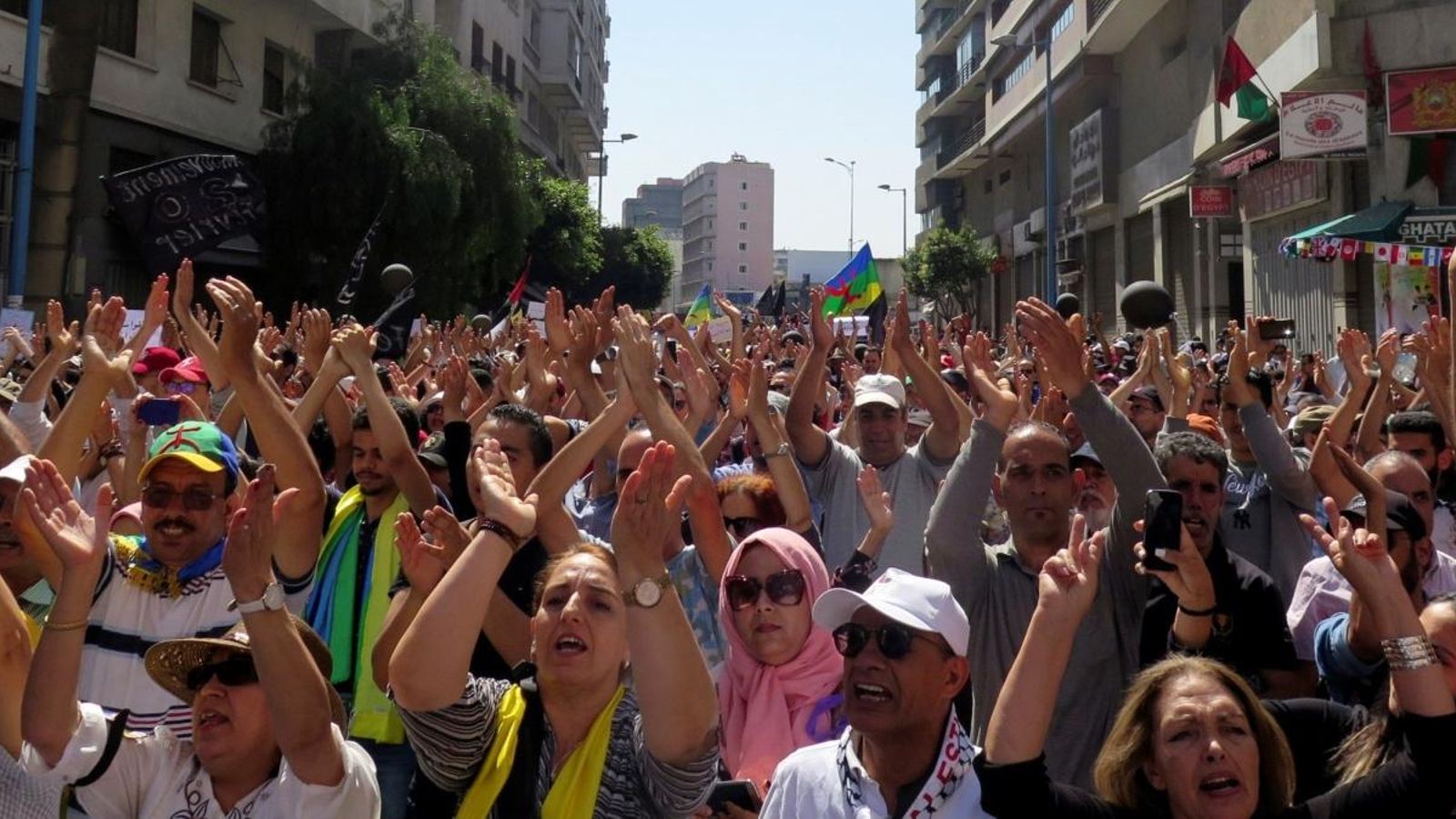Els manifestants de Casablanca volen la llibertat dels rifenys detinguts Els manifestants de Casablanca volen la llibertat dels rifenys detinguts
