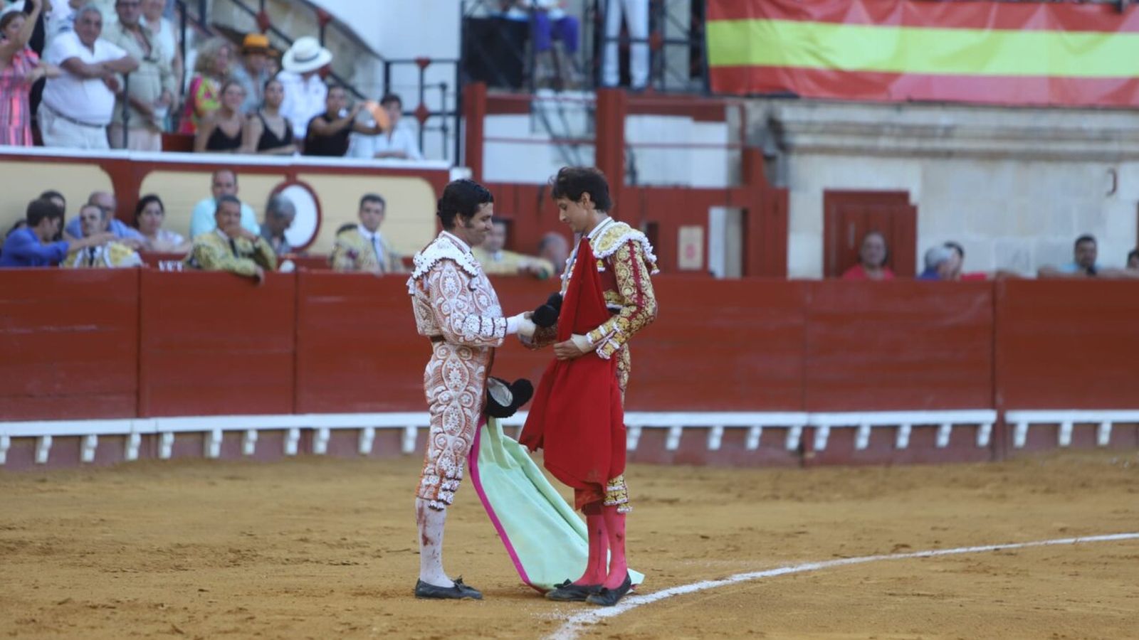 Morante de la Puebla i Roca Rey tornen a València