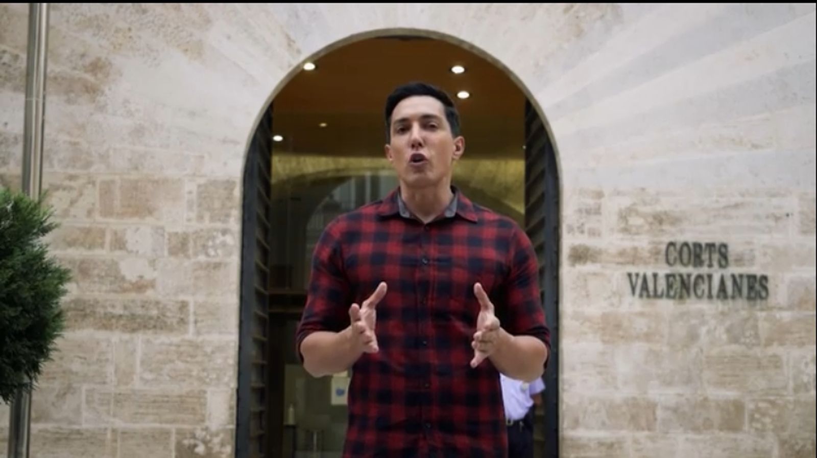 Zoom va rebre el vist i plau de l'audiència amb L'Estatut 