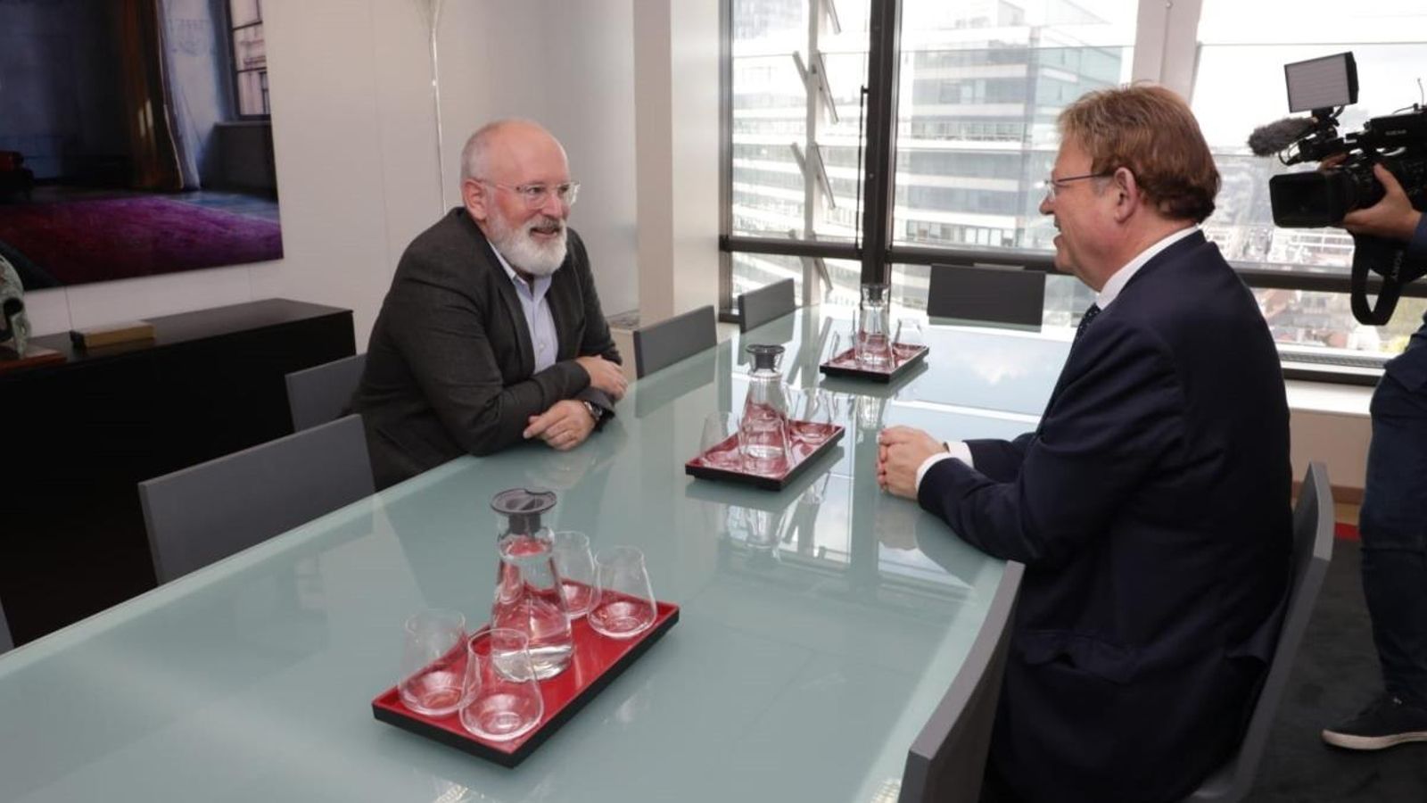 Frans Timmermans i Ximo Puig en la reunió que van mantindre a Brusel·les