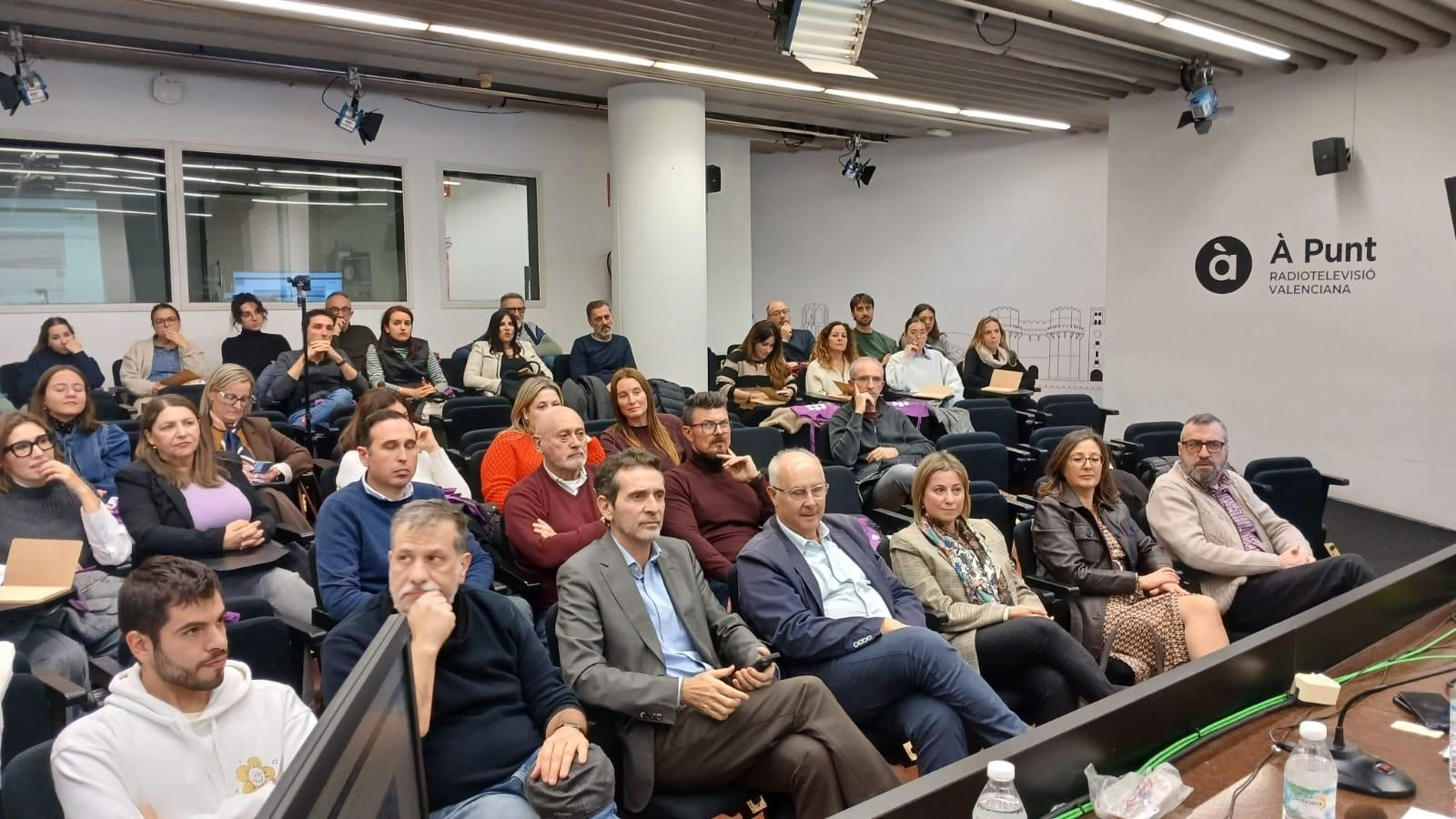 L’acte va comptar amb la participació de Vicente Ordaz, Vicent Satorres i Mariola Hernández.
