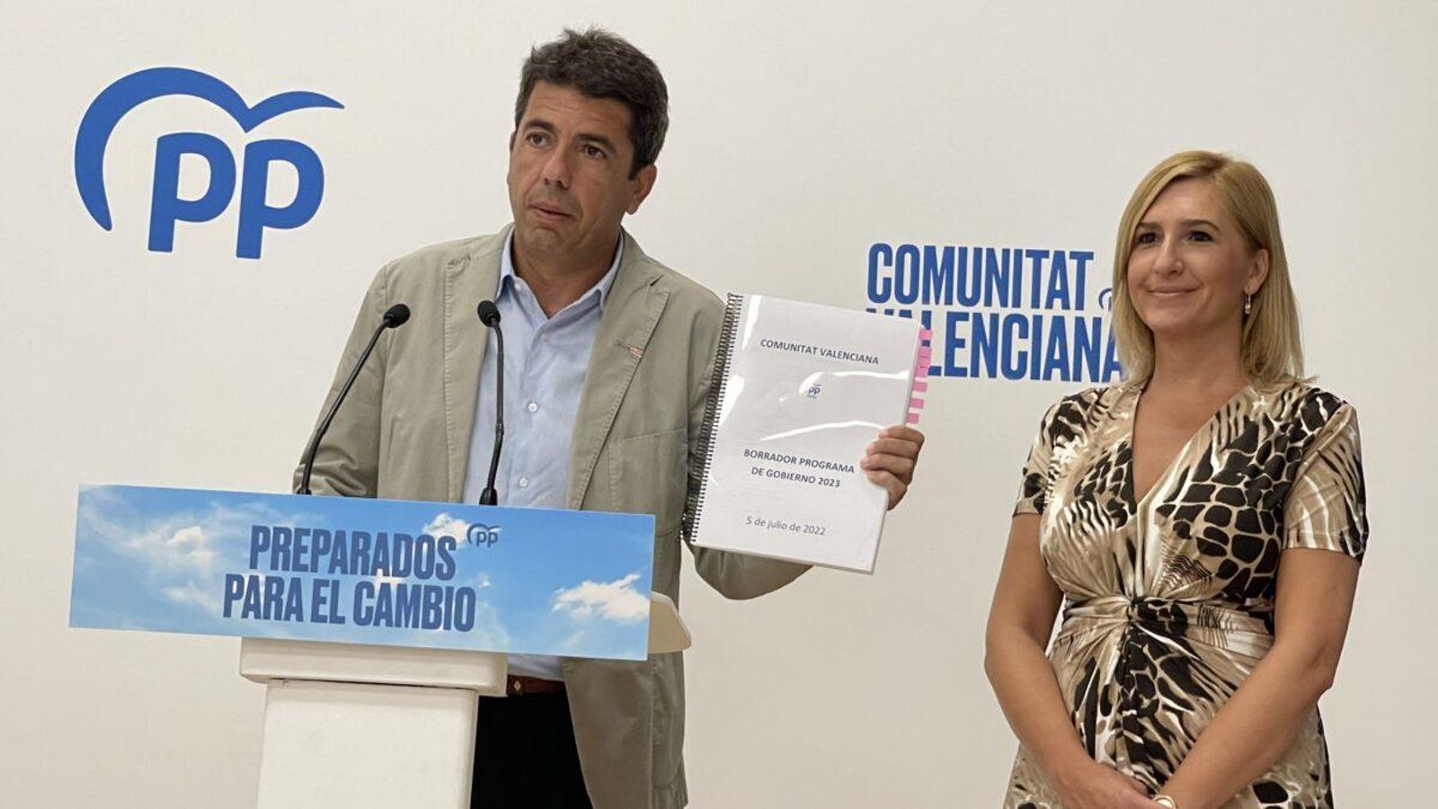 El president del PPCV, Carlos Mazón, a la seu del partit