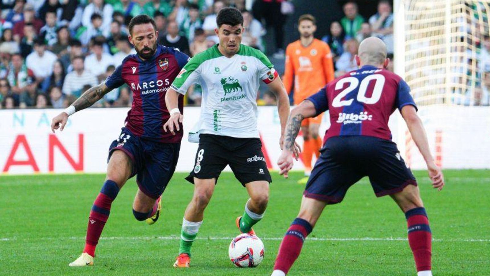 Una acció del partit al Sardinero