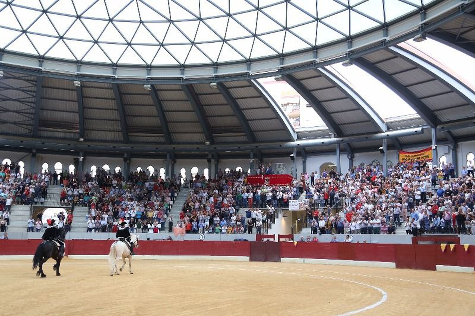 Interior de la plaça de bous coberta de Villena