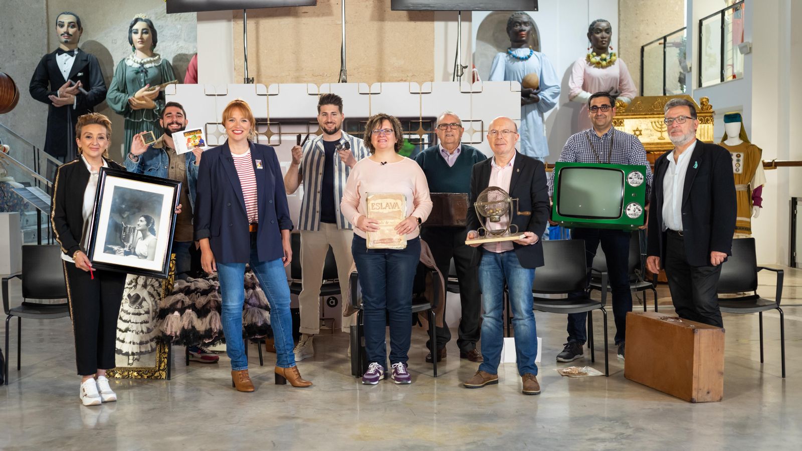 Vicent Baydal, Irene Ballester i Joan Seguí i l’expert en esports Paco Lloret, tenen un repte